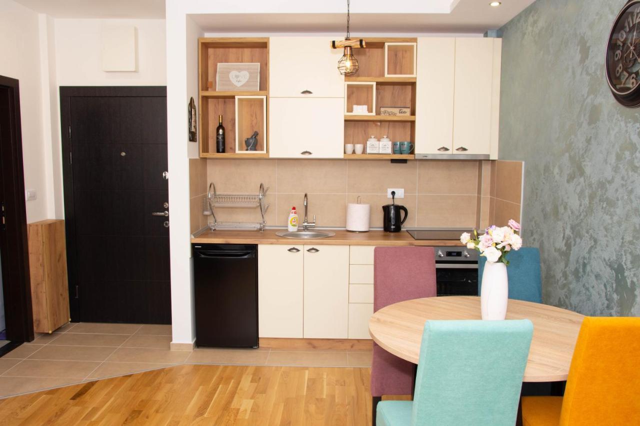 Laura Apartment Новий Сад Екстер'єр фото
