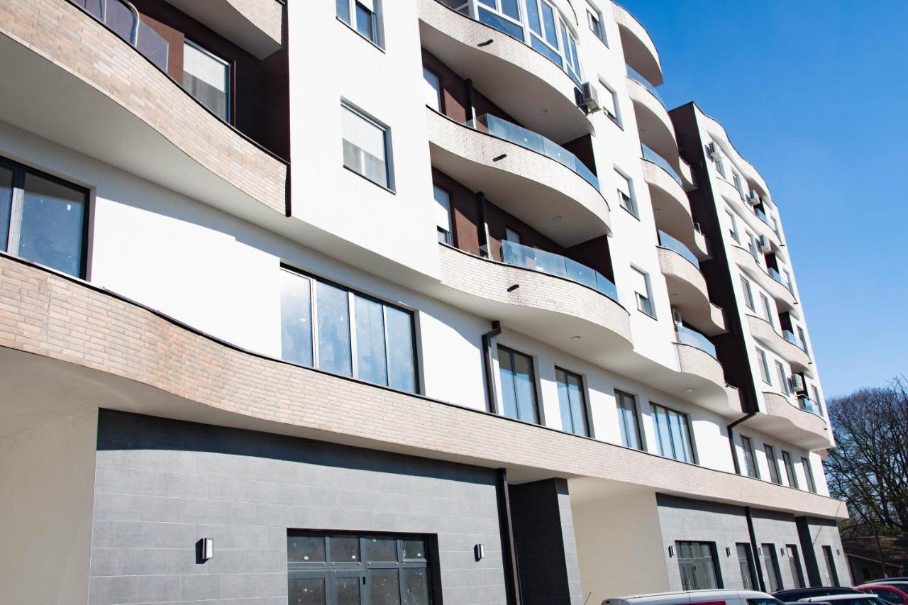 Laura Apartment Новий Сад Екстер'єр фото