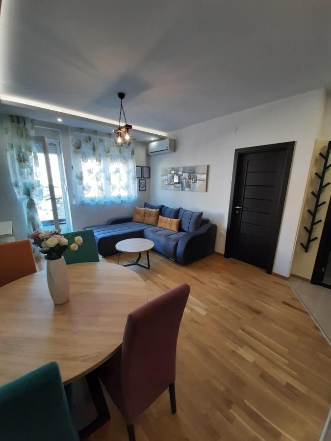 Laura Apartment Новий Сад Екстер'єр фото